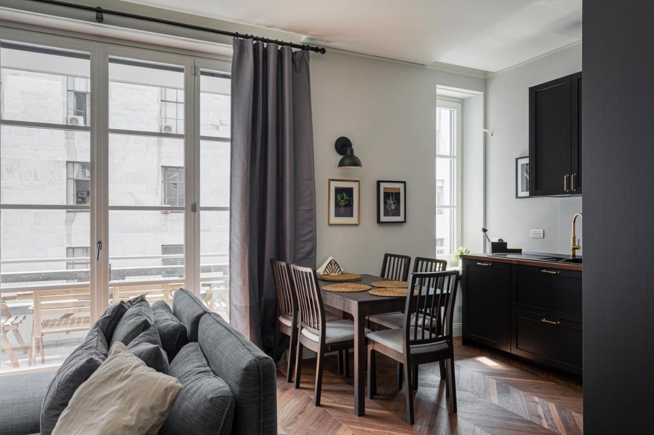 Wide And Bright Two Bedroom Apartment- Via Freguglia Milán